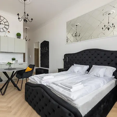 Loggia Apartment